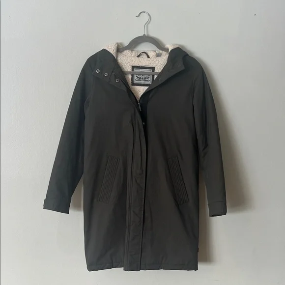 Levi's Black Utility Jacket with Cream Lining - Picture 1 of 4